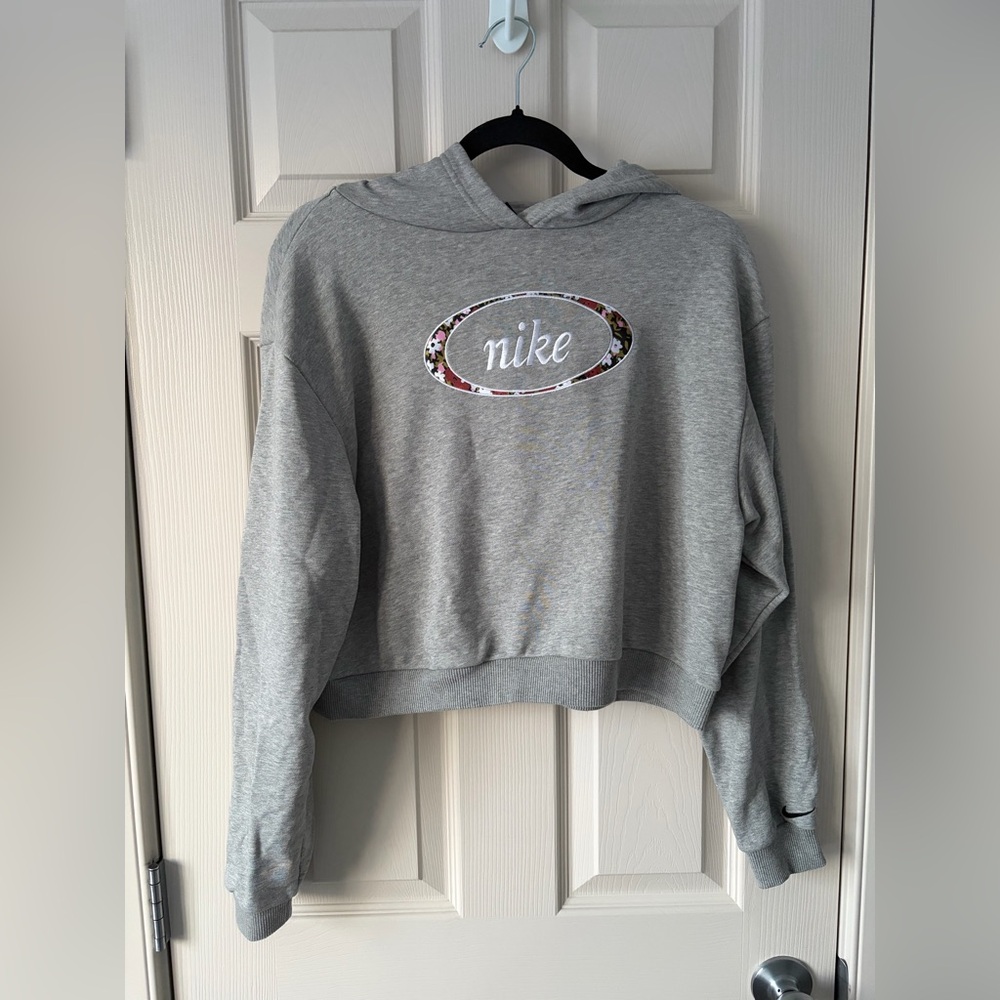Small Nike Cropped Sweater - Womens